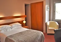 Chambre accueillant à La Llagonne